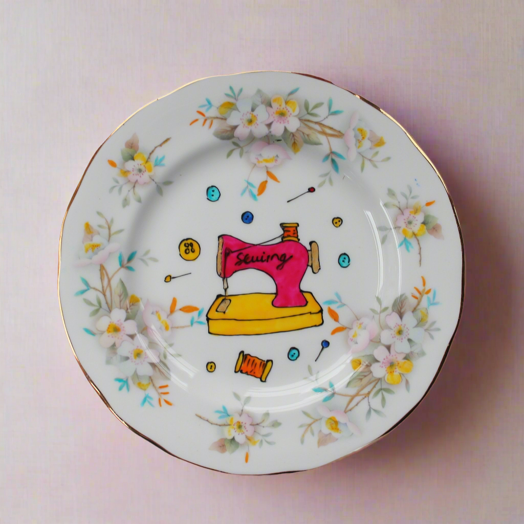 Pink sewing machine craft room wall plate Laura Lee