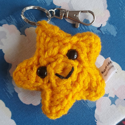 Laura Lee Designs Cute Crocheted Star Keyring